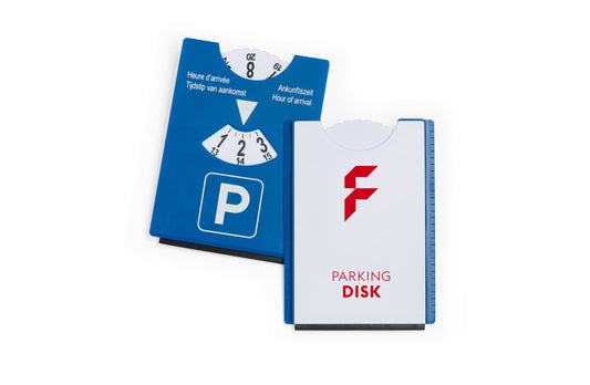 Parkscheibe mit Eiskratzer